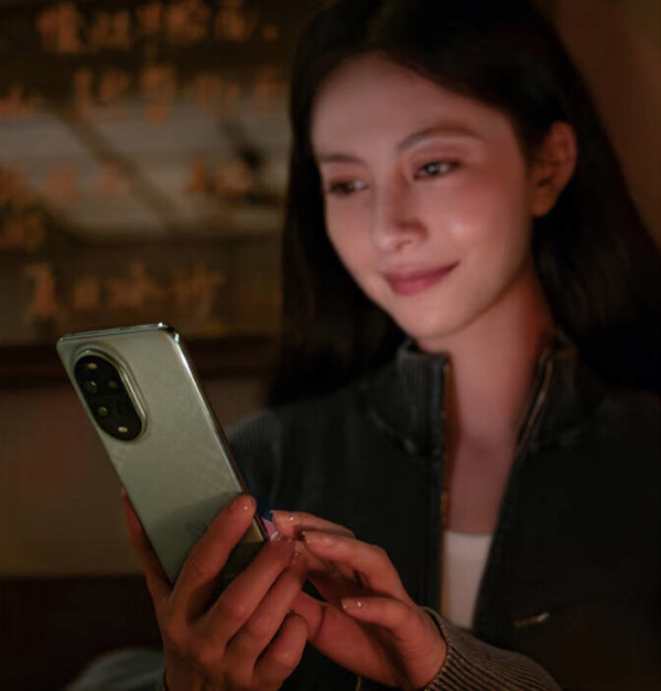 秋冬性价比手机首选 年轻人都在玩的华为nova 13系列