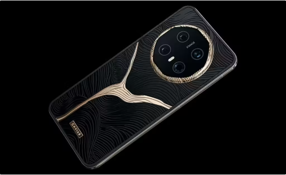 「华为手机」龙泉系列华为Mate 70 RS/X6发布 8万起售 限量88台