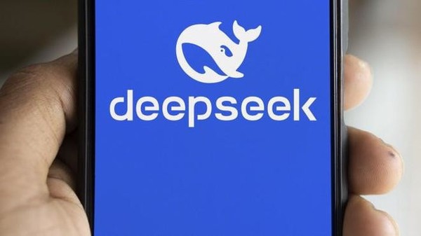 「荣耀手机」荣耀宣布上线DeepSeek 接入YOYO智能体 可直接调用