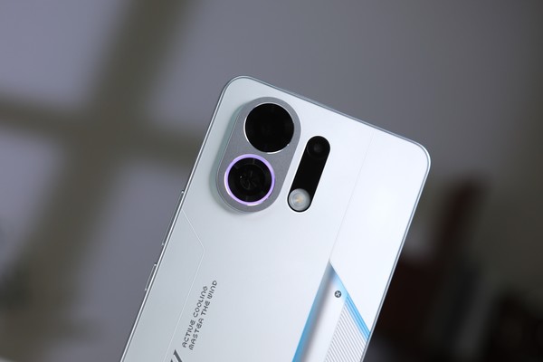 「OPPO K13 Turbo Pro」OPPO K13 Turbo Pro：搭载主动散热风扇 最强散热参上